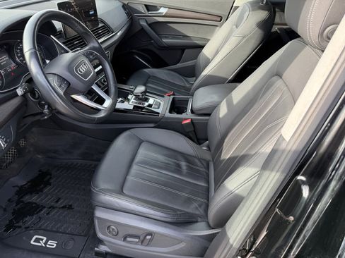 Used 2021 Audi Q5 Premium w/ Convenience Package image 15