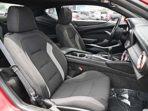 Used 2021 Chevrolet Camaro LT RWD image 32