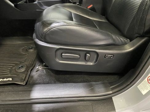 Certified 2020 Toyota Tacoma Limited image 15