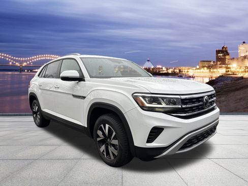 Used 2022 Volkswagen Atlas Cross Sport SE image 4