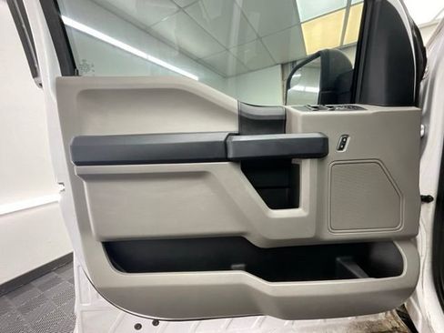Used 2019 Ford F150 XL w/ Equipment Group 101A Mid AWD/4WD image 12
