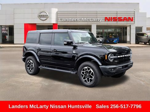 Used 2024 Ford Bronco Outer Banks AWD/4WD image 1