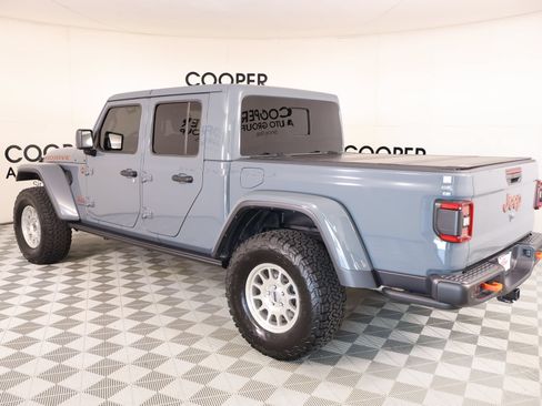Used 2025 Jeep Gladiator Mojave w/ Steel Bumper Group AWD/4WD image 21