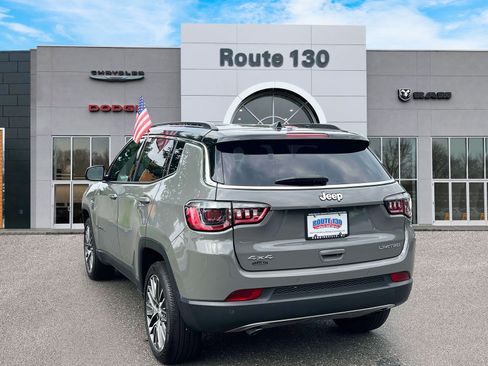 Used 2023 Jeep Compass Limited w/ Elite Group AWD/4WD image 3