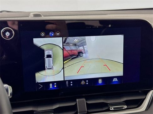 Used 2025 Chevrolet Equinox LT w/ Convenience Package II image 16