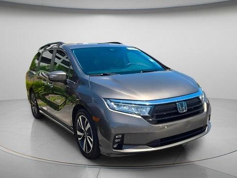 Used 2022 Honda Odyssey Touring image 4