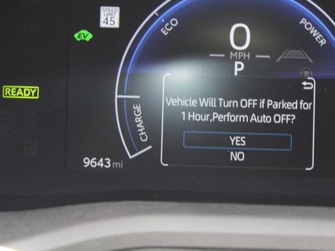Used 2025 Toyota Camry SE FWD image 17