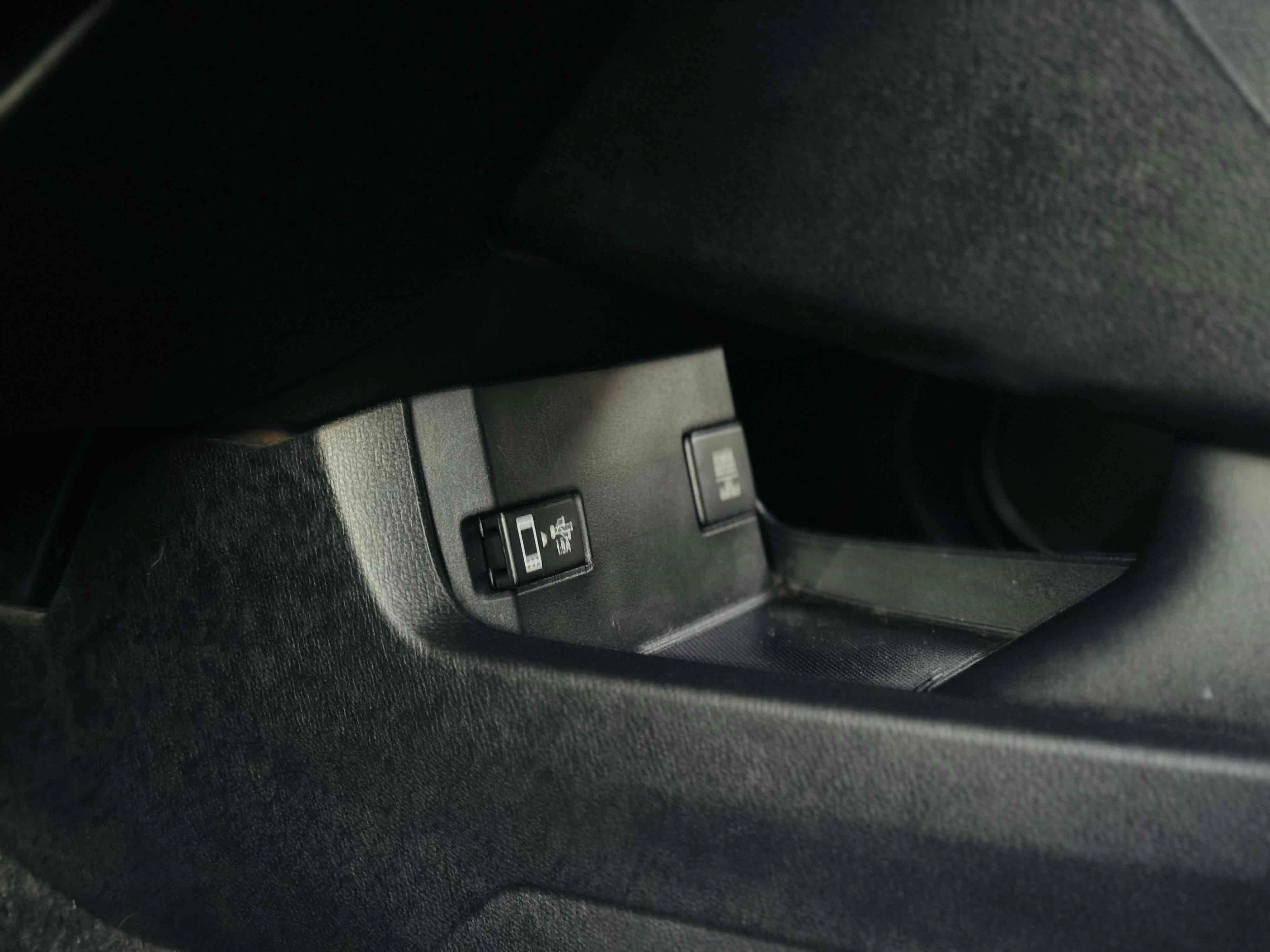 Used 2017 Honda Civic EX-L image 30