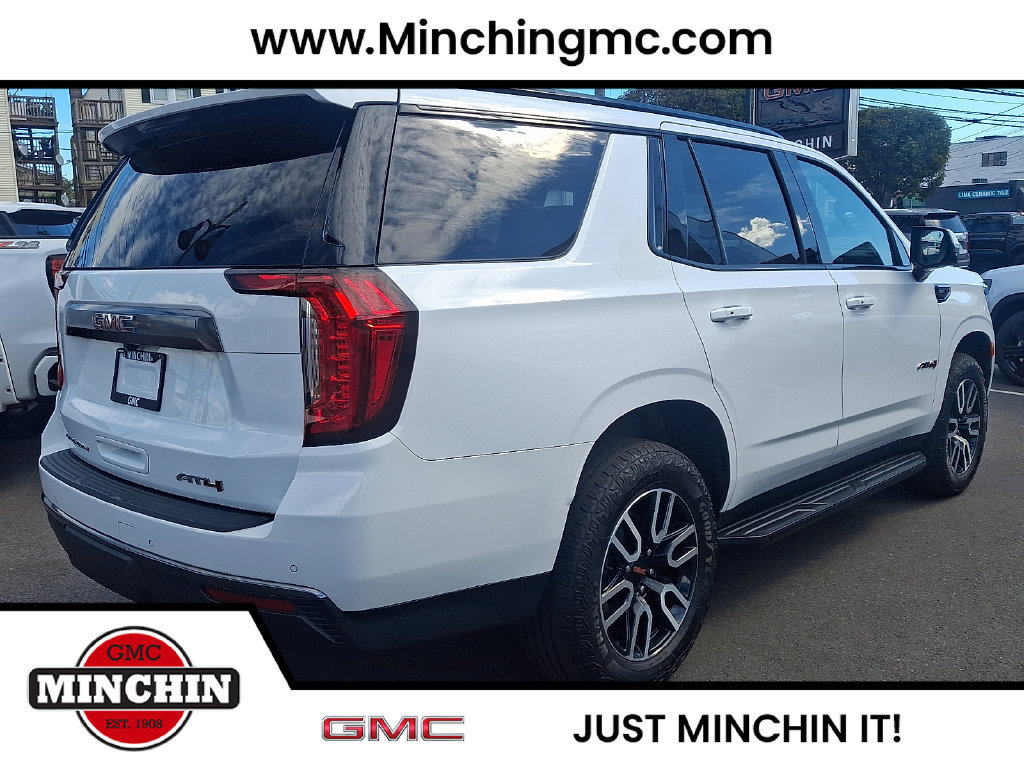 Used 2024 GMC Yukon AT4 w/ Technology Package AWD/4WD image 6