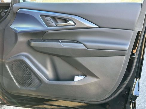 New 2026 Chevrolet Equinox EV LT image 26