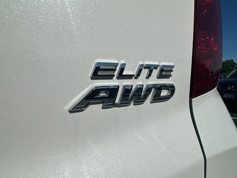 Used 2023 Honda Passport Elite image 4