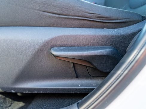 Used 2024 Toyota RAV4 LE image 21