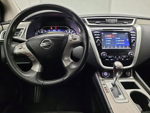 Used 2018 Nissan Murano SV FWD image 22