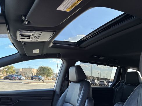 Certified 2024 Honda Odyssey Sport image 20