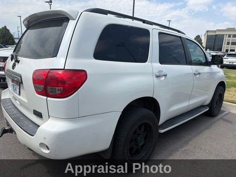 Used 2011 Toyota Sequoia Platinum AWD/4WD image 14