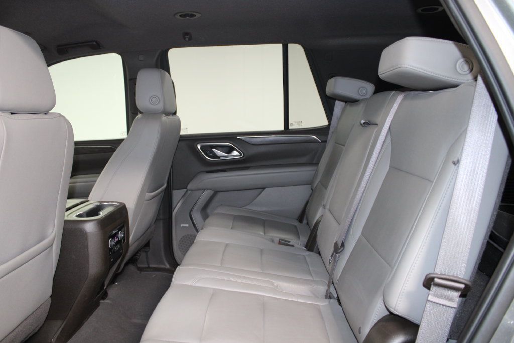 Used 2022 Chevrolet Tahoe LT w/ Luxury Package RWD image 24