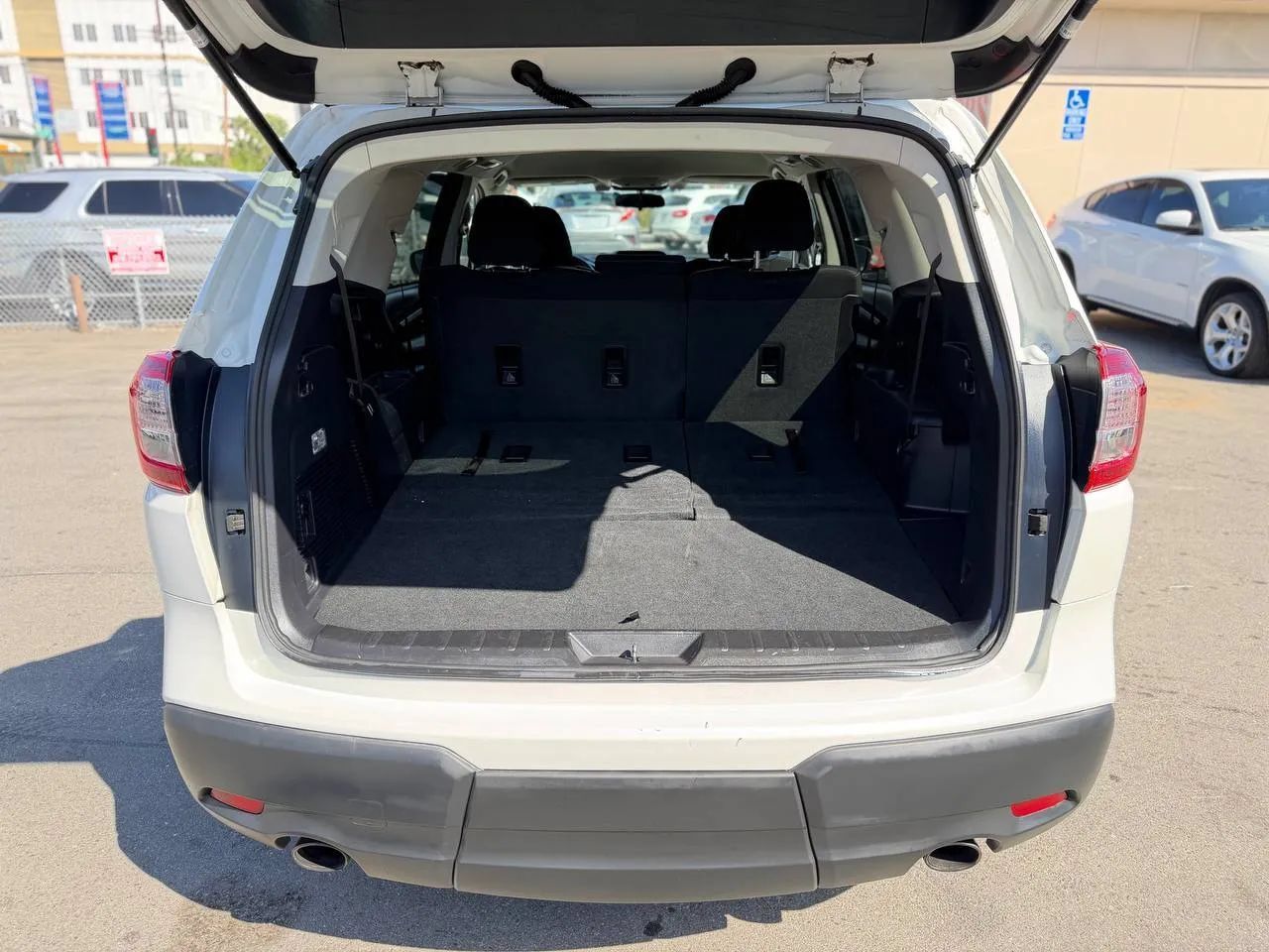 Used 2020 Subaru Ascent Premium AWD/4WD image 32