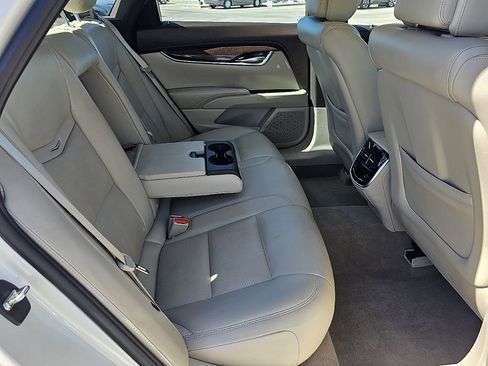 Used 2013 Cadillac XTS Luxury w/ Driver Awareness Package image 20