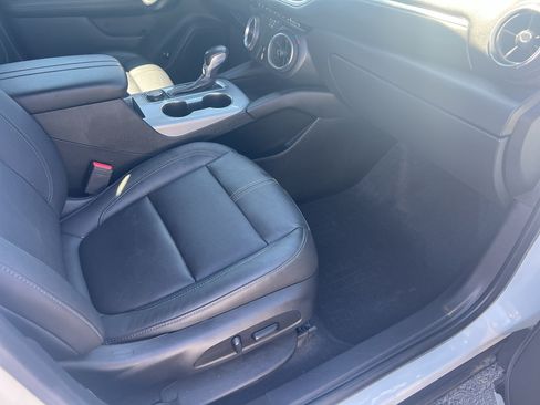 Used 2019 Chevrolet Blazer LT w/ LPO, Floor Liner Package AWD/4WD image 21