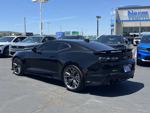 Used 2022 Chevrolet Camaro ZL1 RWD image 3