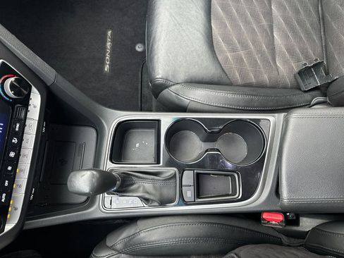 Used 2019 Hyundai Sonata Sport image 13