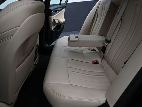 Used 2020 BMW 540i xDrive image 17