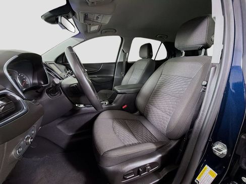 Used 2021 Chevrolet Equinox LT w/ Driver Convenience Package AWD/4WD image 12