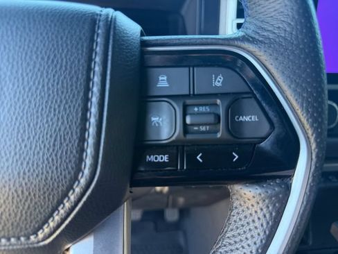 Used 2023 Toyota Tundra Platinum AWD/4WD image 18