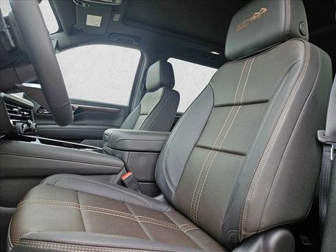 New 2026 Chevrolet Tahoe High Country w/ Sun And Tow Package AWD/4WD image 4