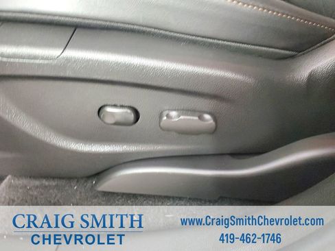 Used 2021 Chevrolet Trax LT w/ Driver Confidence Package FWD image 11