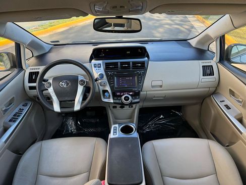 Used 2012 Toyota Prius V Five FWD image 25