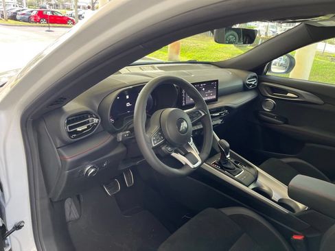 New 2023 Dodge Hornet GT Plus w/ Track Pack AWD/4WD image 7
