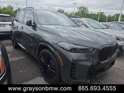 New 2026 BMW X5 xDrive40i AWD/4WD image 1