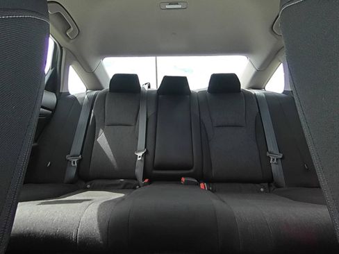 Used 2023 Honda Accord EX image 31