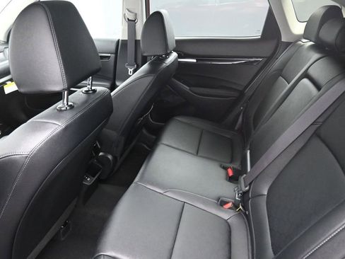 New 2026 Kia Seltos SX w/ SX Sunroof Package AWD/4WD image 16