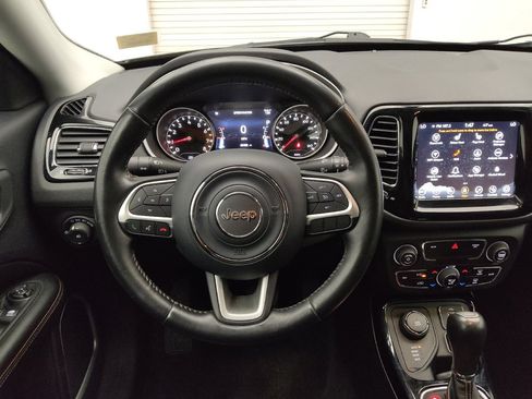 Used 2019 Jeep Compass Limited AWD/4WD image 22