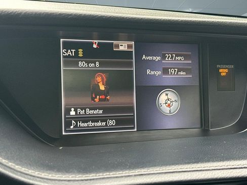 Used 2016 Lexus ES 350 w/ Luxury Package w/Wood Trim FWD image 20