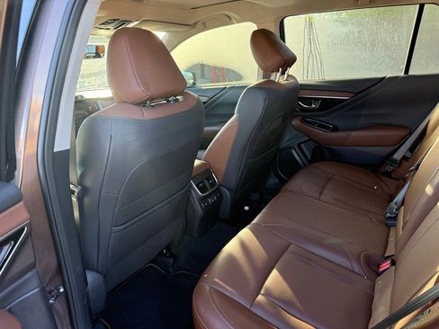 Used 2022 Subaru Outback Touring image 11