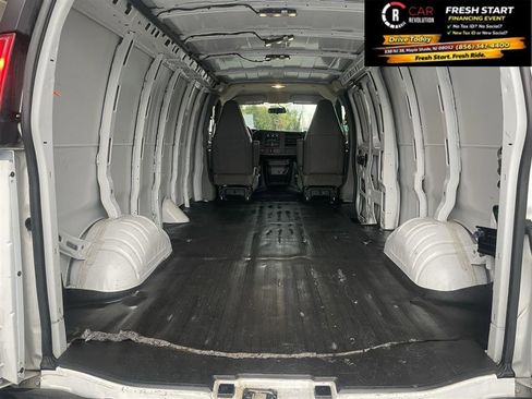 Used 2021 Chevrolet Express 2500 Extended w/ Driver Convenience Package RWD image 17