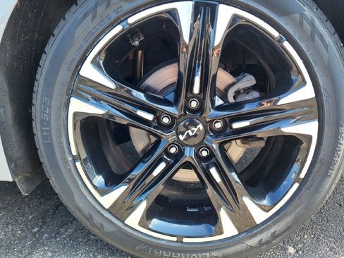 Used 2023 Kia K5 GT-Line image 37