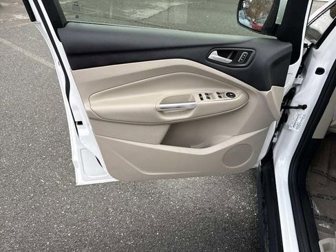 Used 2015 Ford C-MAX SEL w/ Equipment Group 302A image 13