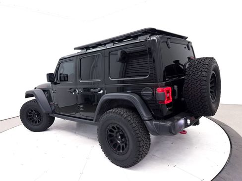 Used 2021 Jeep Wrangler Unlimited Rubicon AWD/4WD image 2