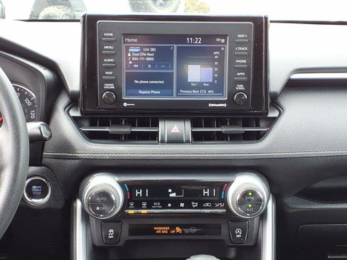 Used 2021 Toyota RAV4 XLE image 11