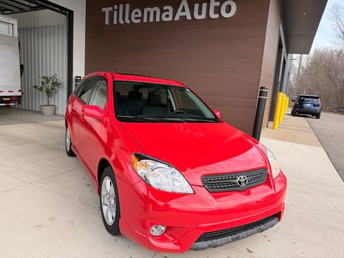 Used 2008 Toyota Matrix XR image 1