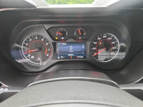 Used 2019 Chevrolet Camaro LT w/ Technology Package RWD image 19