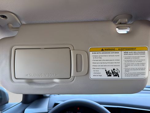 Used 2026 Nissan Kicks SV w/ Cold Weather Package FWD image 29