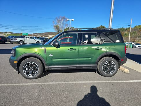 New 2025 Ford Bronco Sport Outer Banks w/ Outer Banks Tech Package+ image 7