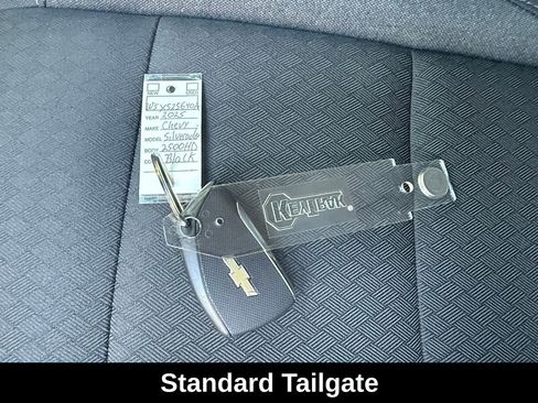 Used 2025 Chevrolet Silverado 2500 LT image 44