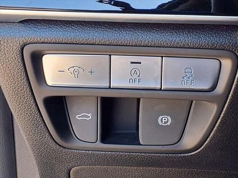 Used 2024 Genesis G80 2.5T image 16