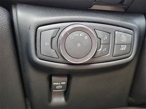 Used 2019 Lincoln Nautilus Reserve image 24